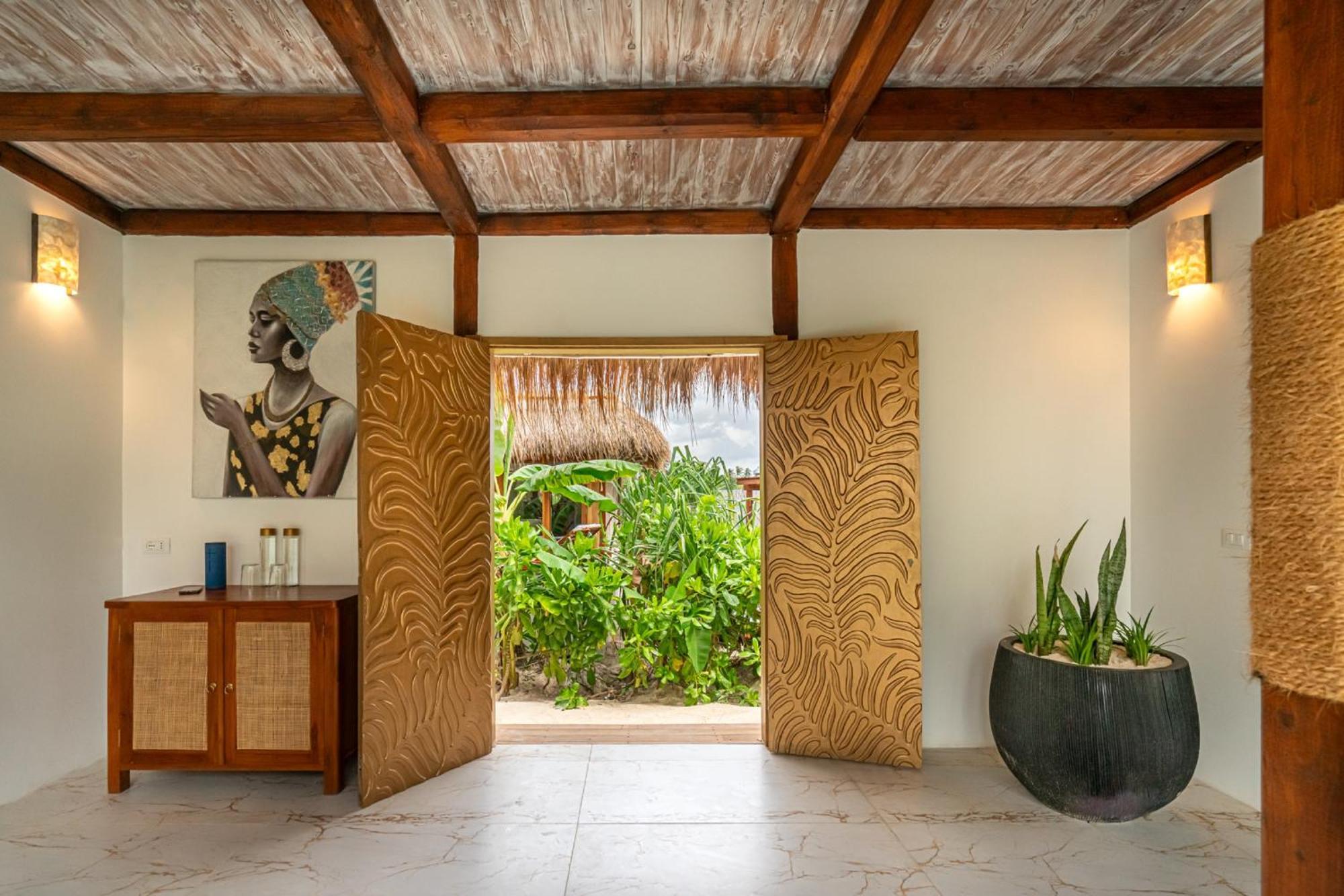 Sensations Eco-Chic Hotel Pwani Mchangani Exterior photo